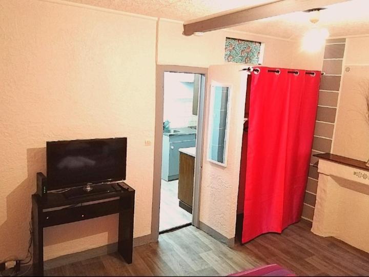 Appartement T1 Bis Quartier Du Chateau De Pau Luaran gambar